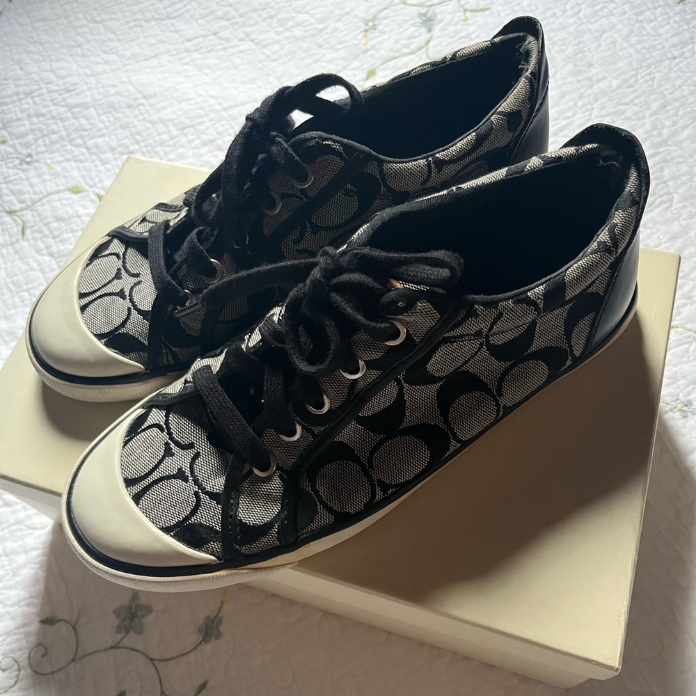 COACH~ “Barrett” Sneakers Women’s 9